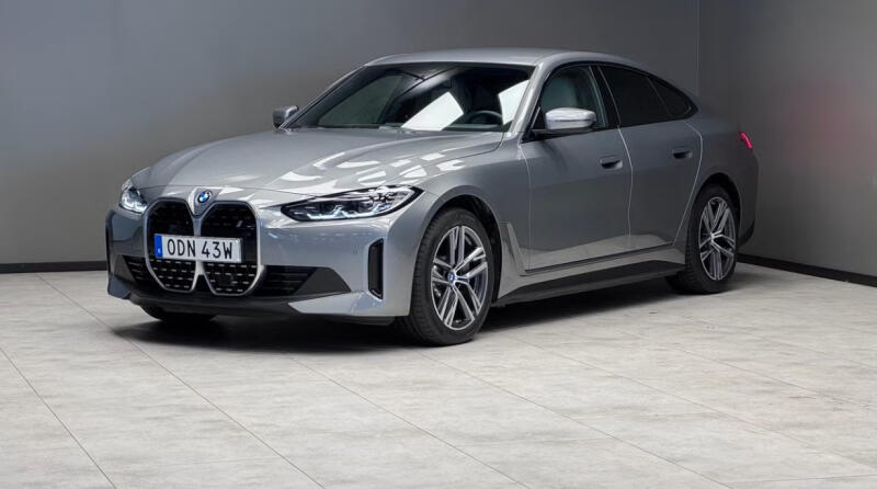 BMW i4