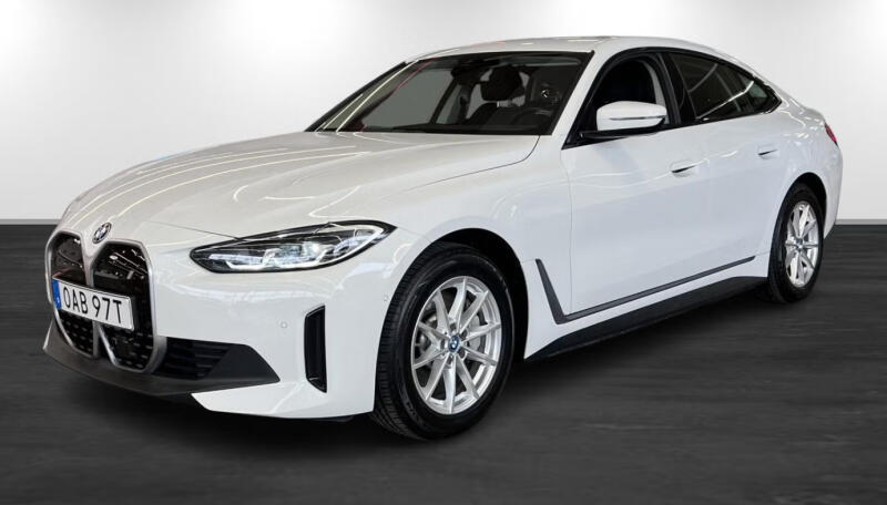 BMW i4