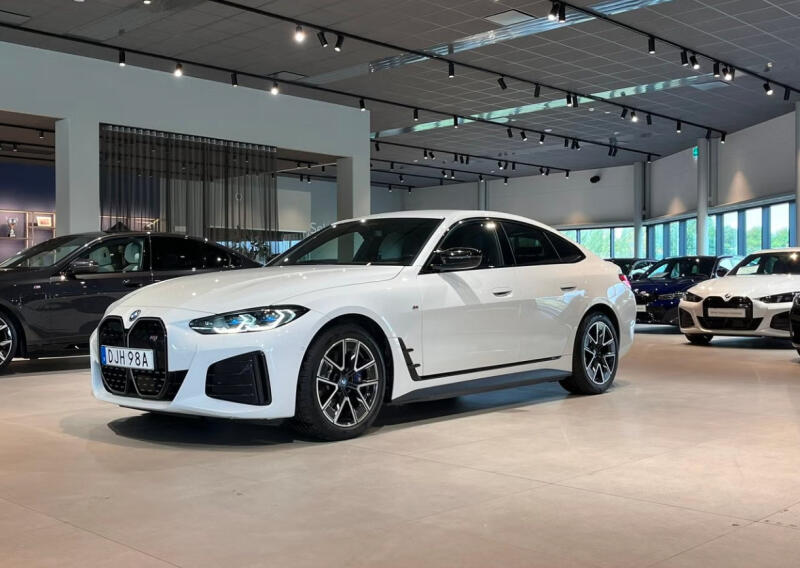BMW i4