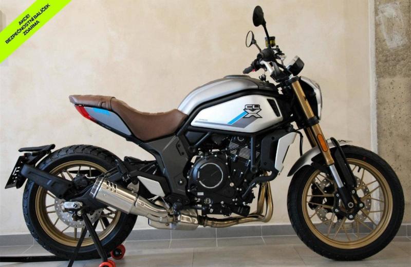 CFMOTO 700 CL-X Heritage
