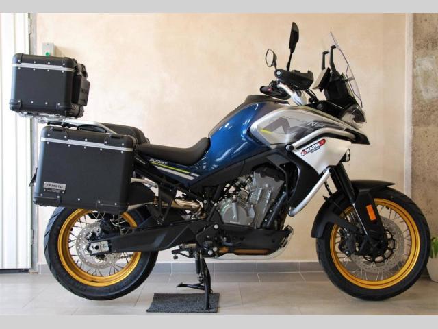 CFMOTO 800 MT