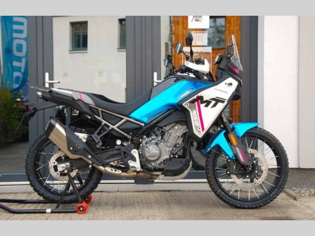 CFMOTO 450 MT-R