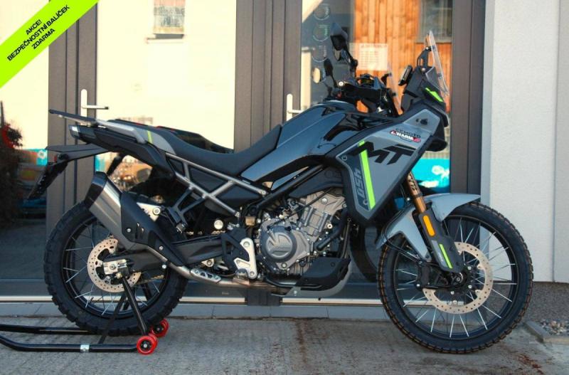 CFMOTO 450 MT-R