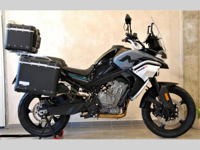 CFMOTO 800 MT