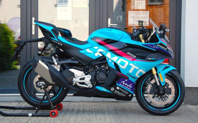 CFMOTO 450 SR