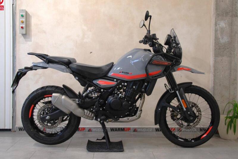Royal Enfield Himalayan 450