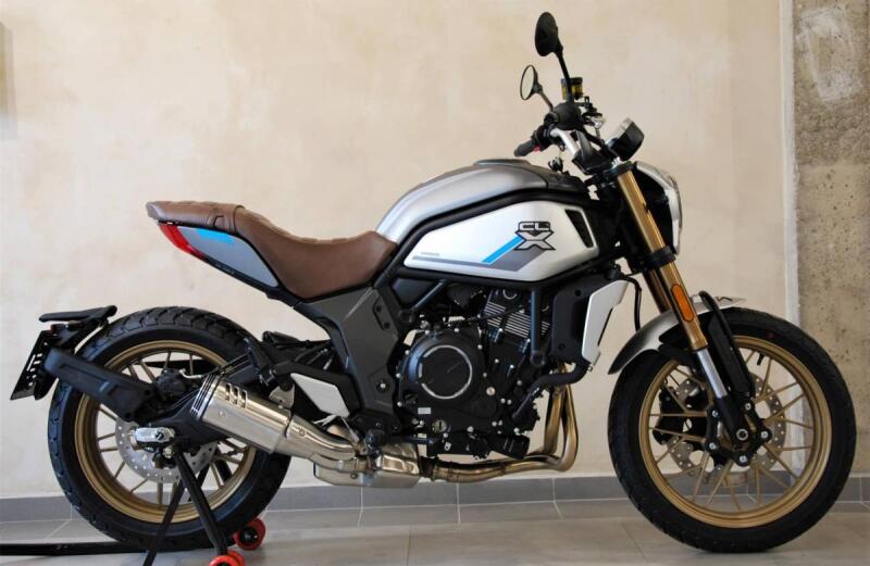 CFMOTO 700 CL-X Heritage