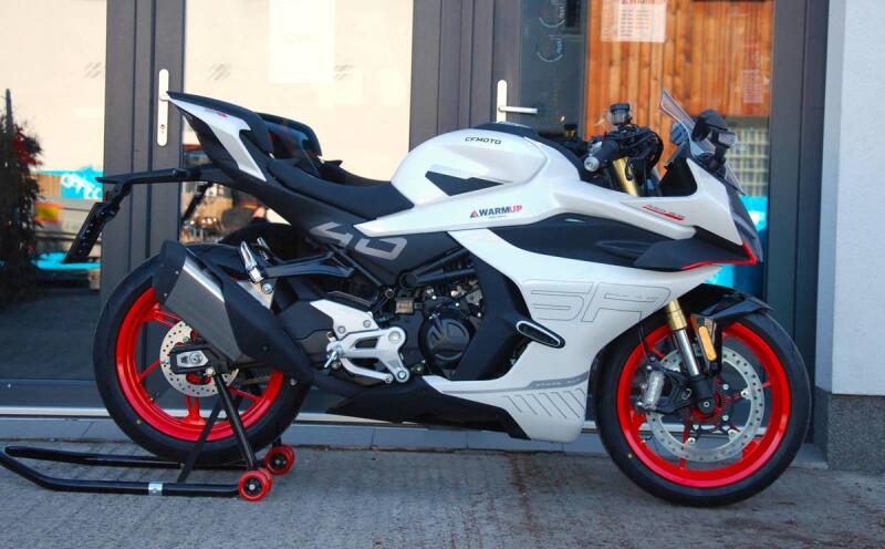 CFMOTO 450 SR