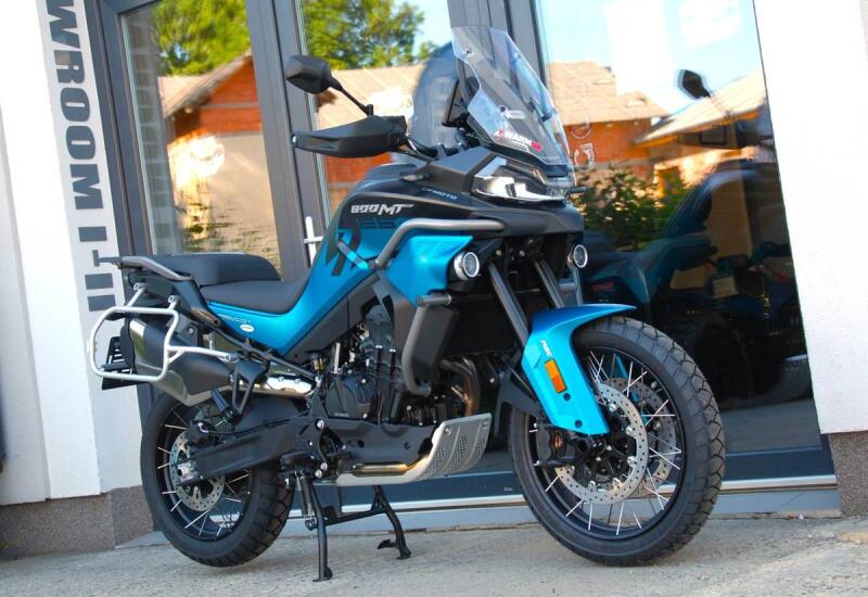 CFMOTO 800 MT