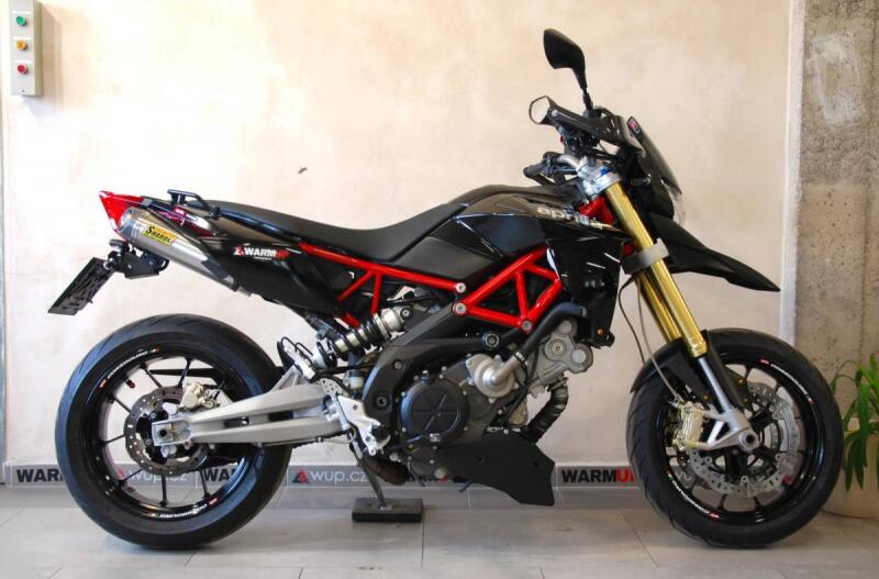 Aprilia Dorsoduro 750