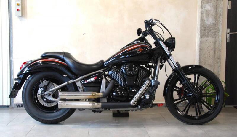 Kawasaki VN 900 Custom