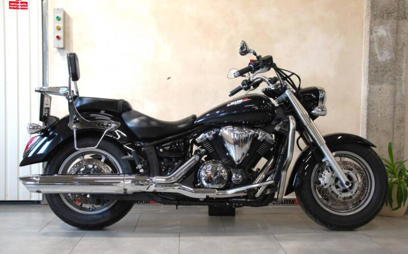Yamaha XVS 1300 A Midnight Star