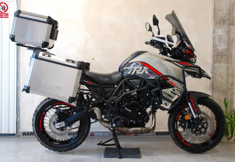 Benelli TRK 702 X