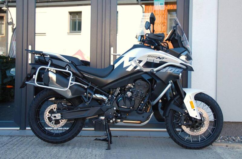 CFMOTO 800 MT