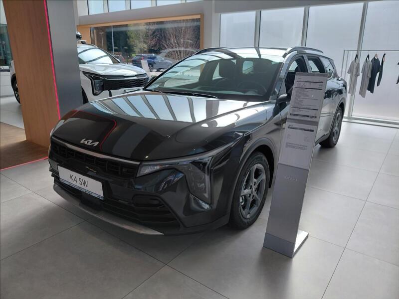Kia K4