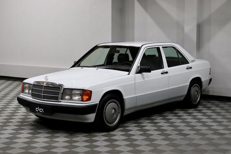 Mercedes-Benz 190