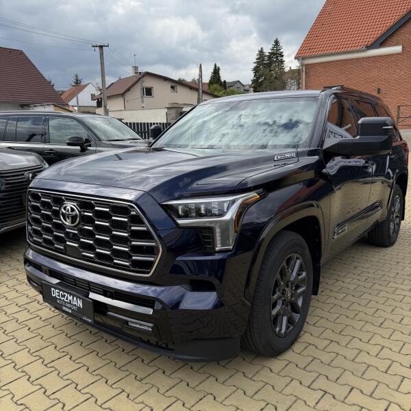 Toyota Sequoia
