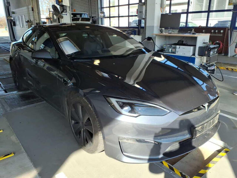 Tesla Model S