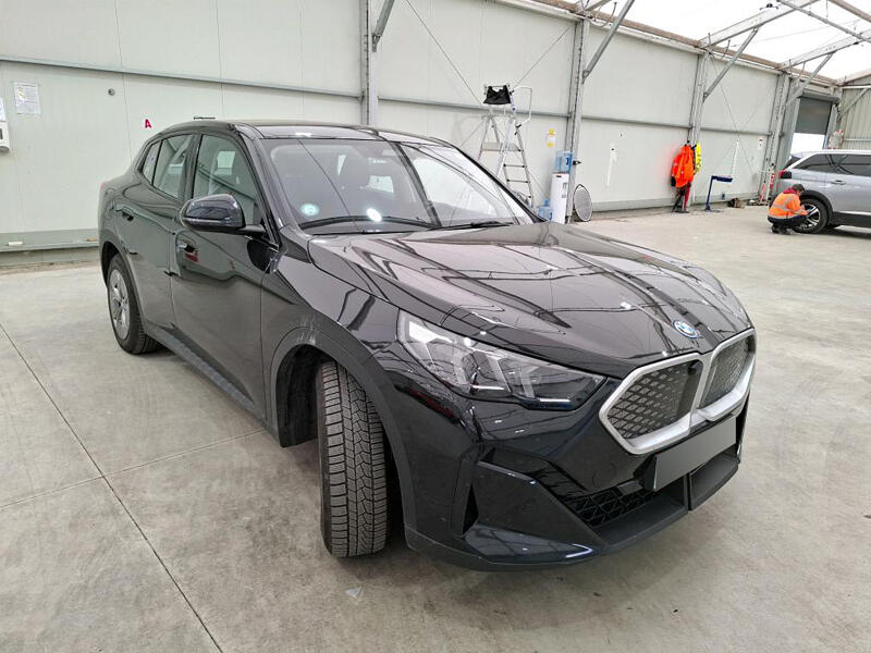 BMW iX2