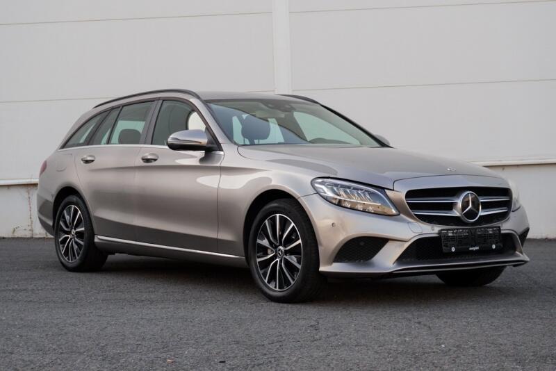 Mercedes-Benz Triedy C
