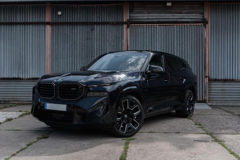 BMW XM
