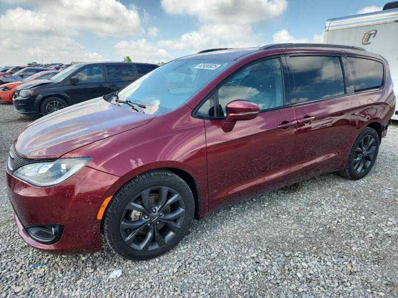 Chrysler Pacifica