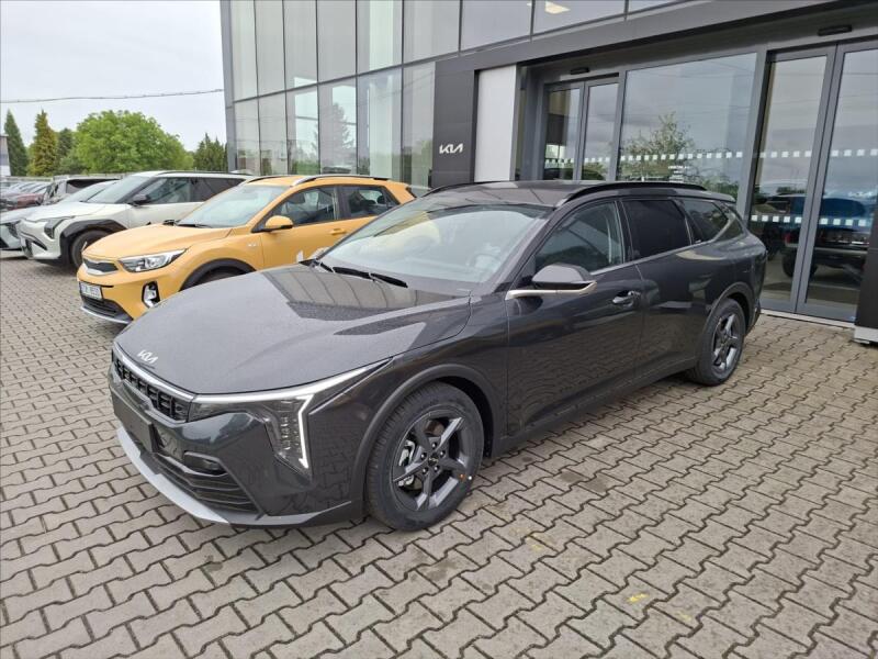 Kia K4