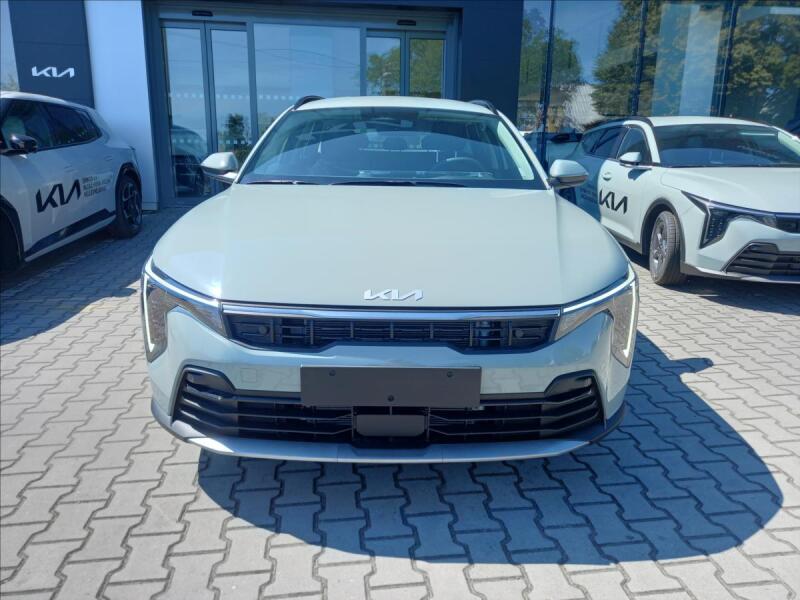 Kia K4