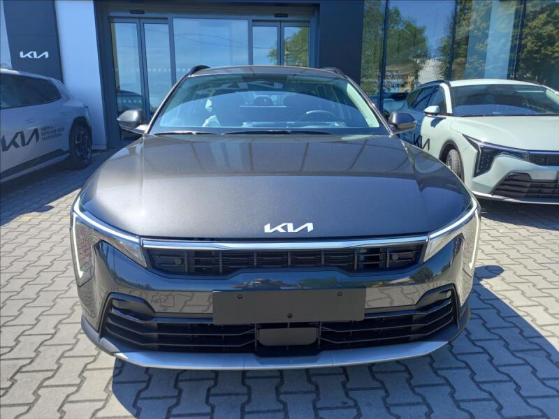 Kia K4