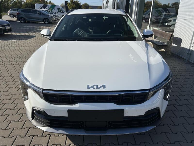 Kia K4