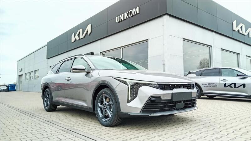 Kia K4