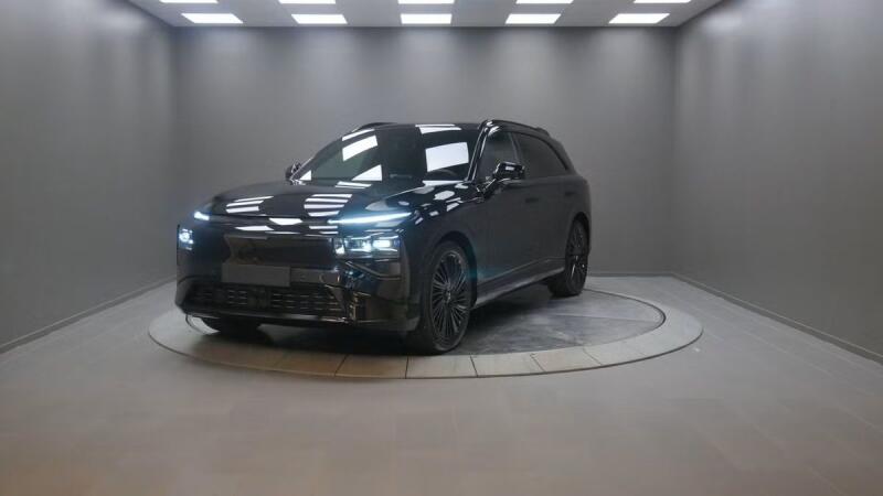Xpeng G9