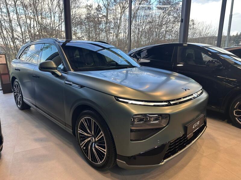 Xpeng G9