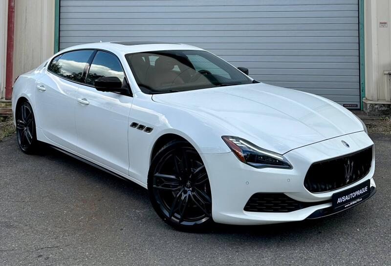 Maserati Quattroporte