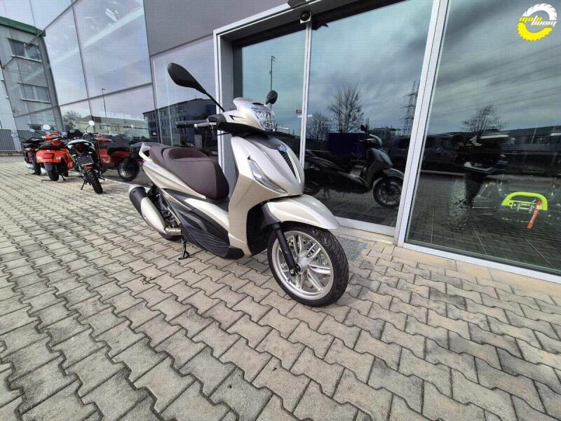 Piaggio Beverly 300