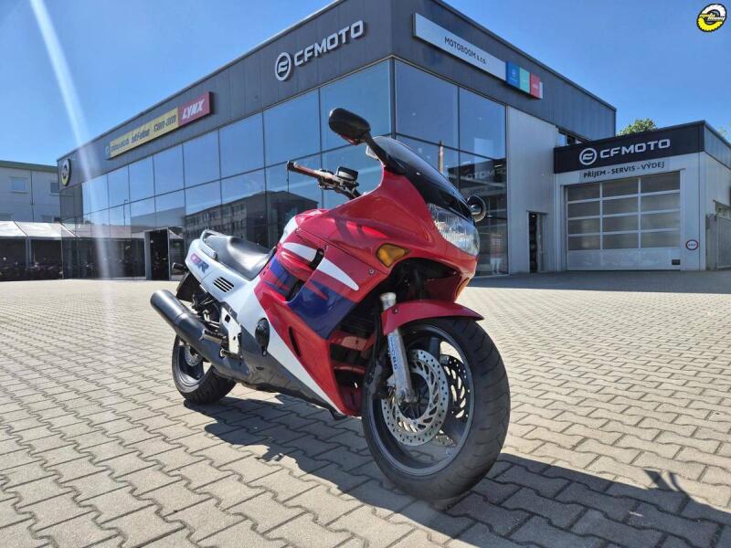 Honda CBR 1000 F