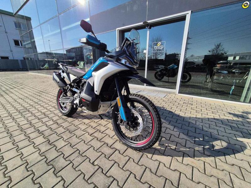 CFMOTO 800 MT
