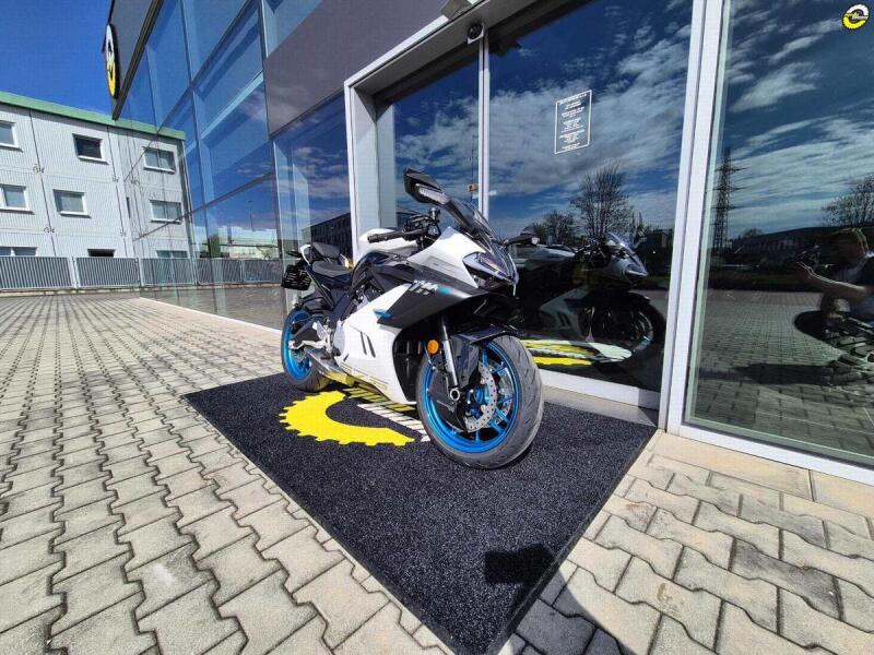 CFMOTO