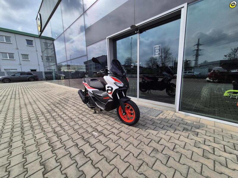 Aprilia SR GT 125