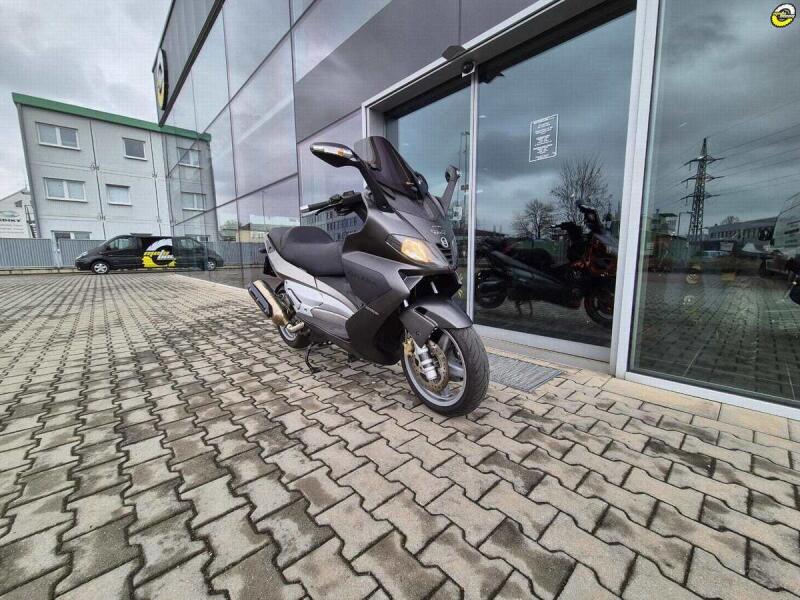 Gilera Nexus 500