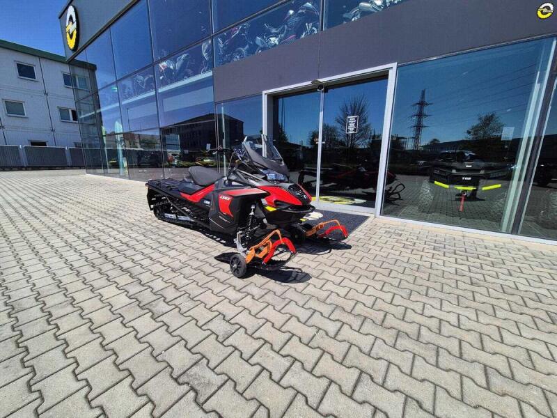 Andere