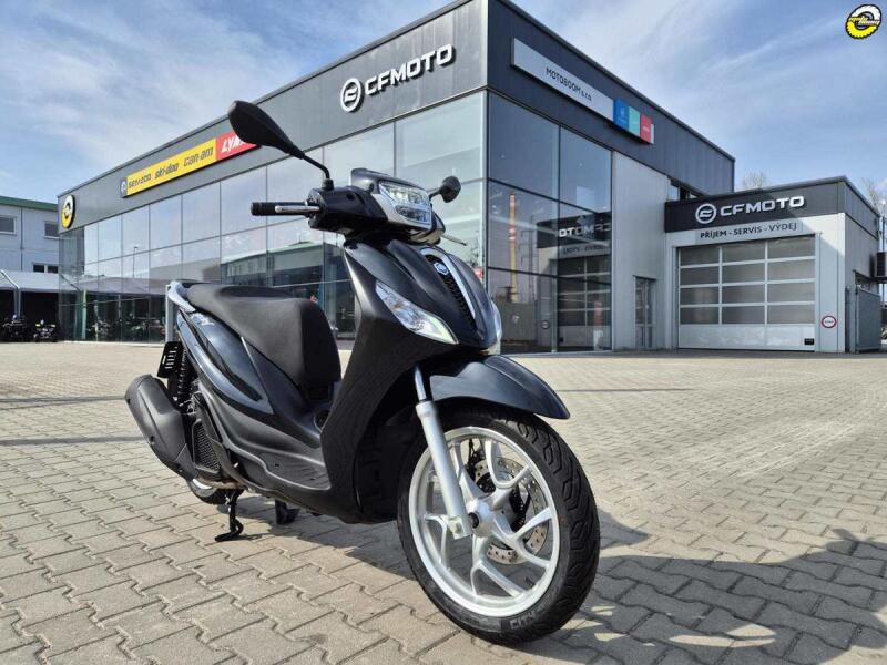Piaggio Medley 125