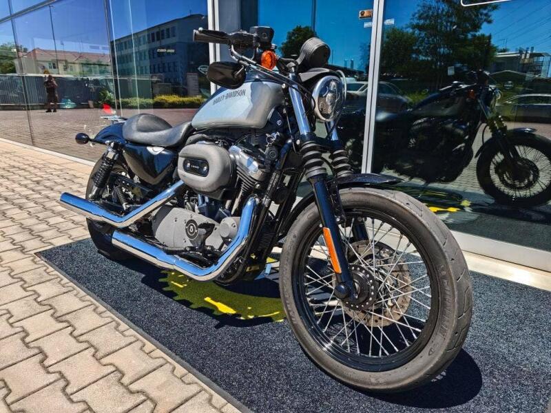 Harley-Davidson XL 1200N Sportster 1200 Nightster