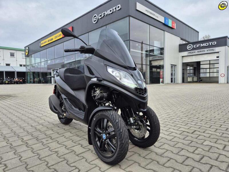 Piaggio MP3 300