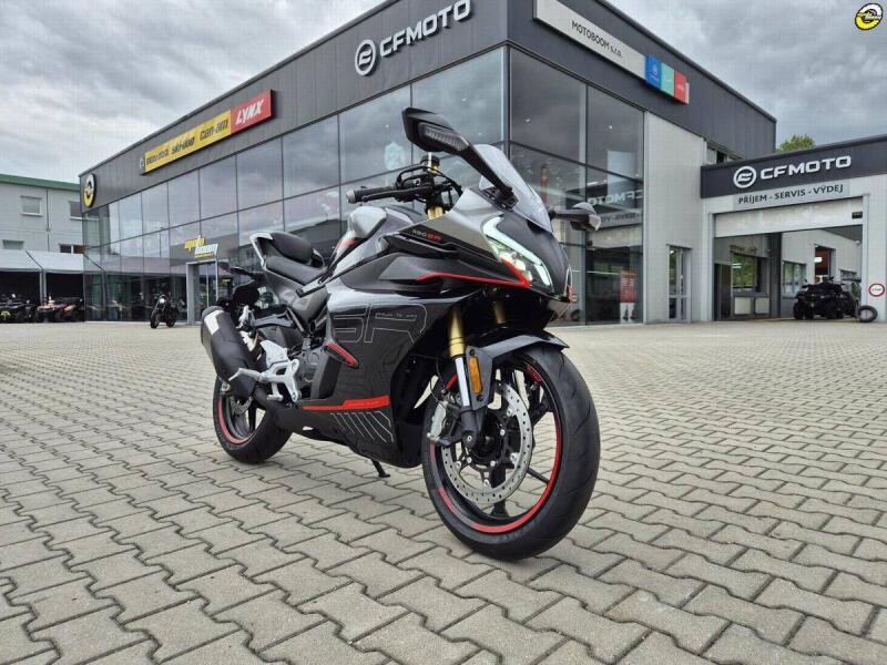 CFMOTO 450 SR