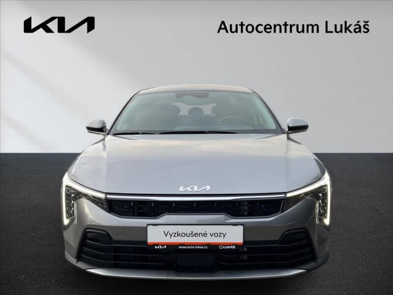 Kia K4