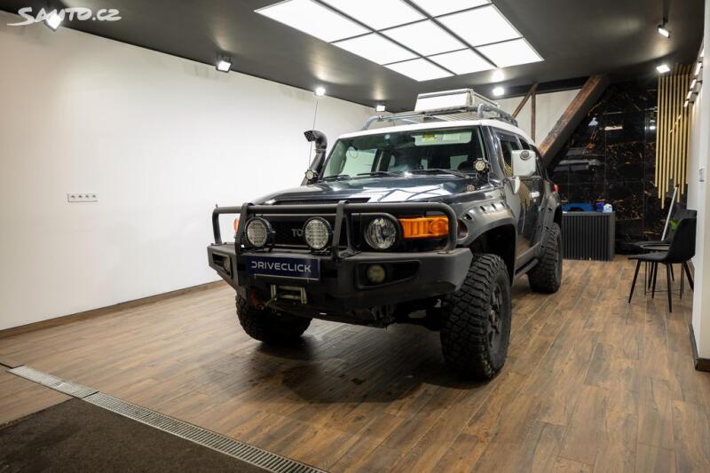 Toyota FJ
