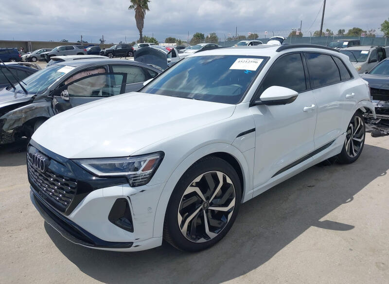 Audi Q8 e-tron