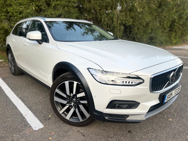 Volvo V90 B6 CC 220kW Pano/Vzduch/Tažné