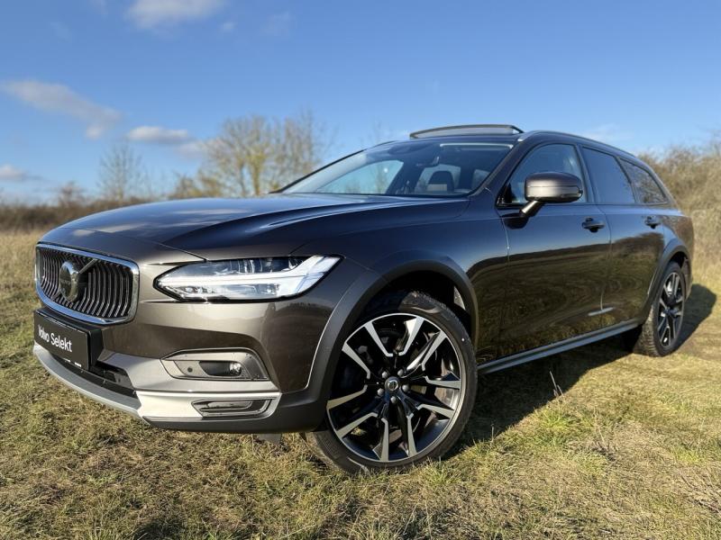 Volvo V90